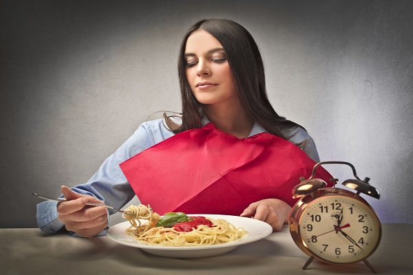 Mangiare pasta a cena fa male: tutta la verità